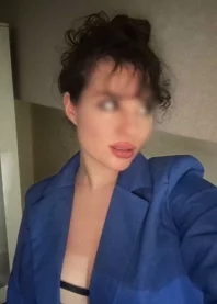 �����