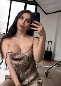 �������