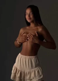 �����