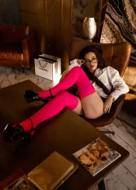 �����