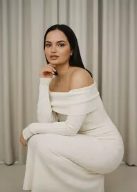 �����