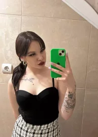 �����