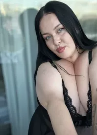 Fat Hairy Queen 👑 