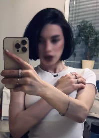 ��������