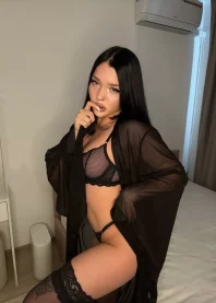 ANIKA❤