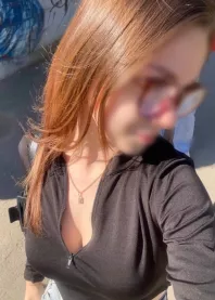 �����
