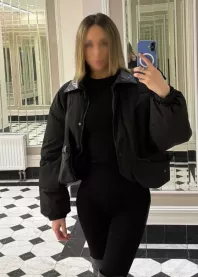 �����