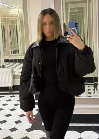 �����