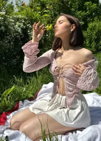 ����