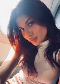 �����
