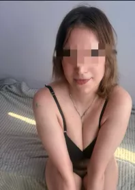 �����