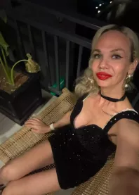 �����