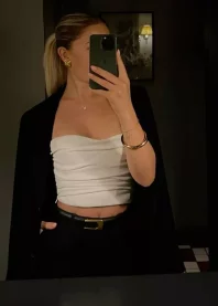 �����