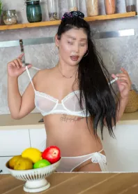 �����