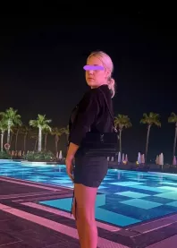 �����