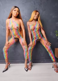 �����