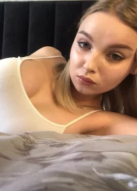 �����
