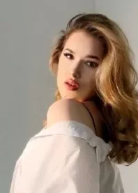 �����