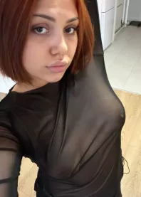 �����
