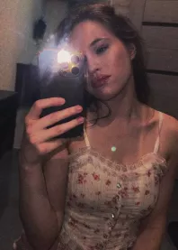�����