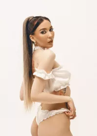��� ����