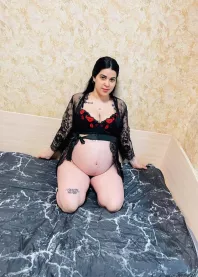 �����