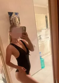 �����
