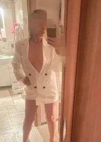 �����