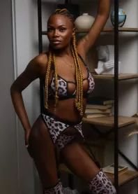 �����