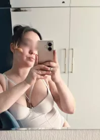 �����