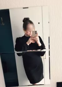 �����