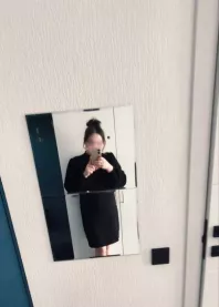 �����