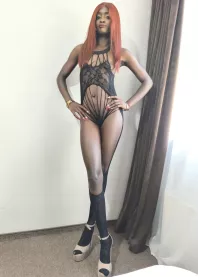 �����