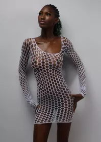 �����