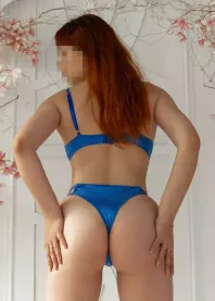 �����
