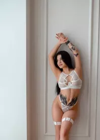 �����
