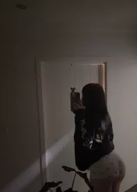 �����