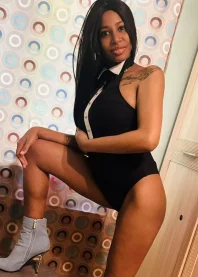 �����
