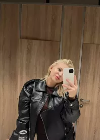 �����