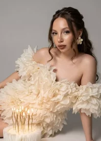 ����