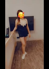 �����
