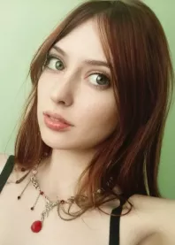 �����